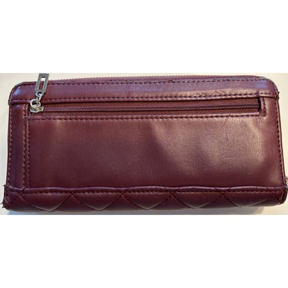 GUESS Women's Brown Patent Quilted Large Zip-Around Check Organizer Wallet - Picture 2 of 6